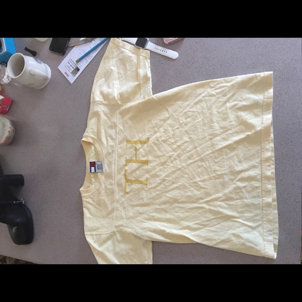 Tommy Hilfiger t shirt